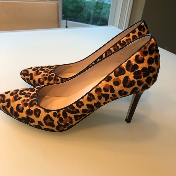 Cole Haan 9B Leopard print 3” pumps - Picture 4 of 5